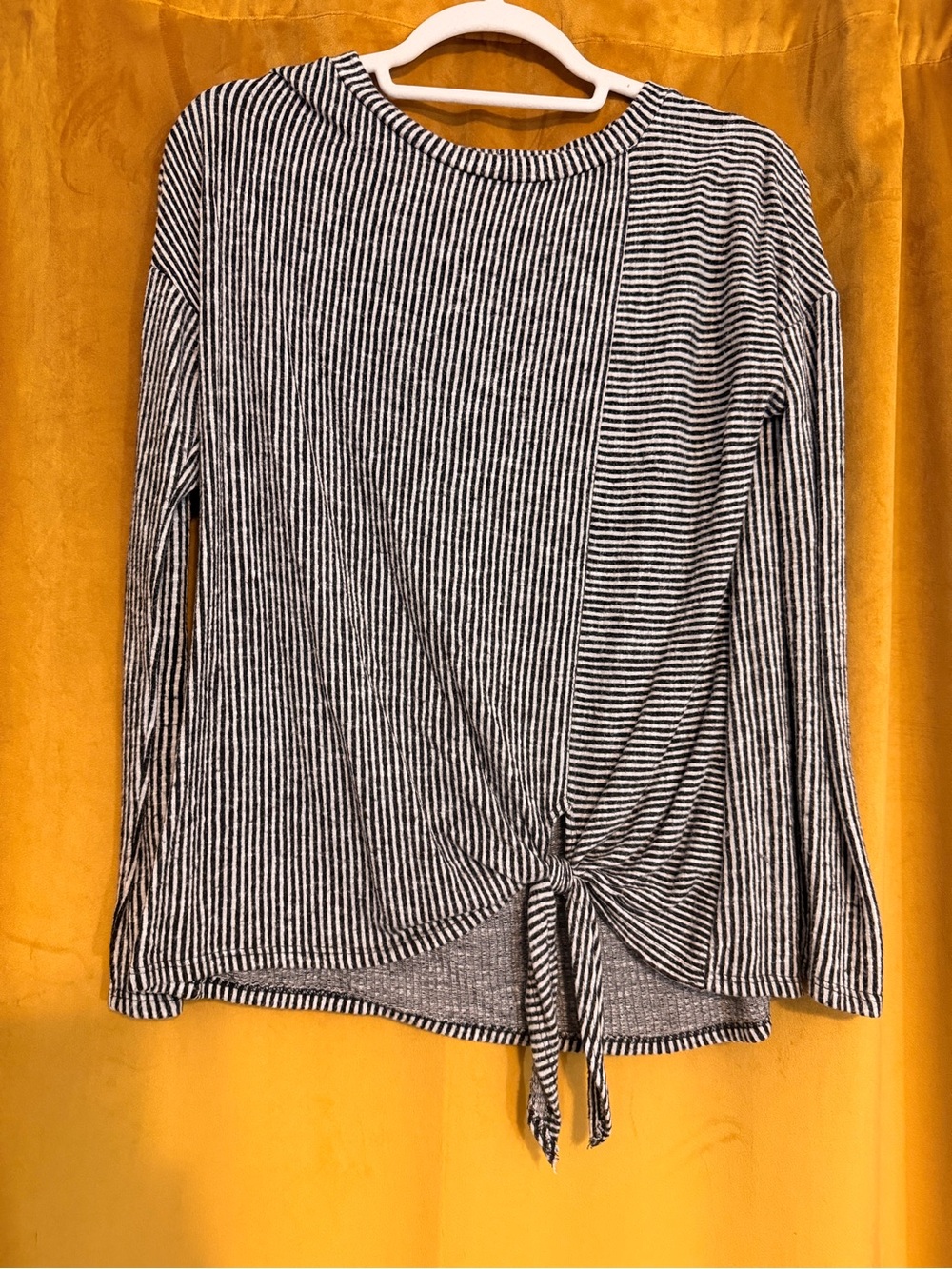 Striped Tie-Front Long-Sleeve Sweater - Black & White